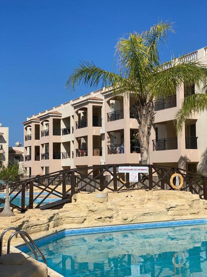 Royal Seacrest Residence Пафос Екстер'єр фото